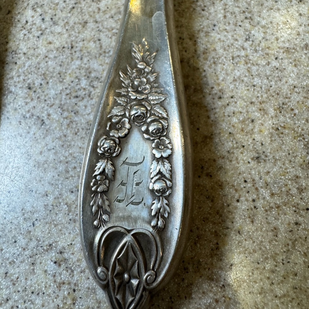 1847 Rogers Bros XS Triple Plate Old Colony 4 piece serving pieces.  Art Novo. - Picture 9 of 9